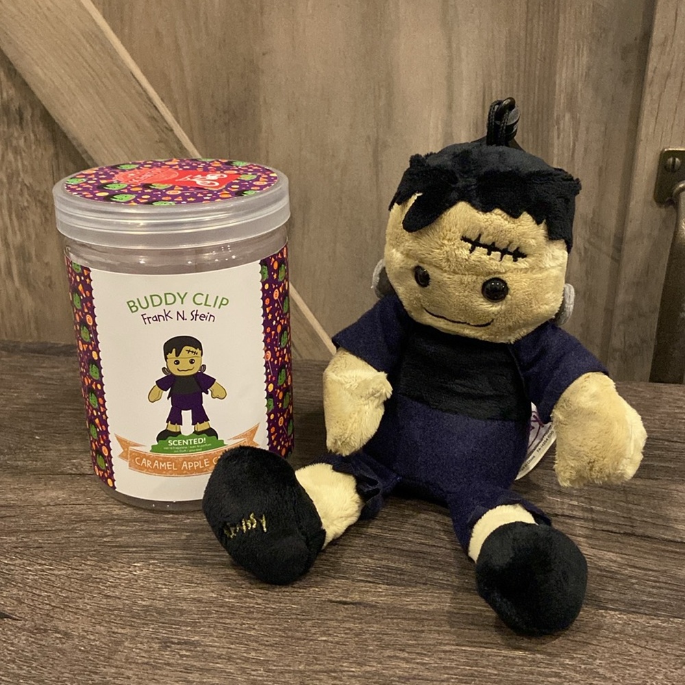 Scentsy Frankenstein Caramel Apple Halloween Buddy Clip Keychain NIB